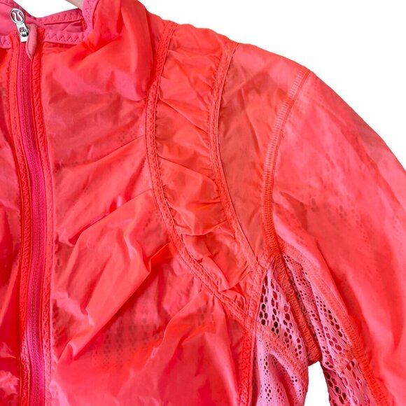 Lululemon Nothin' To Hide Running Jacket in Flash Light, Size 4 - Picture 7 of 9